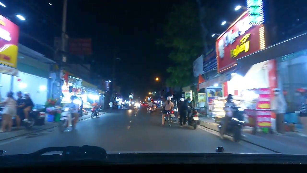 POV Saigon: Mùng 4 Hết Tết, rời Quê lên Sài Gòn sớm tránh kẹt xe