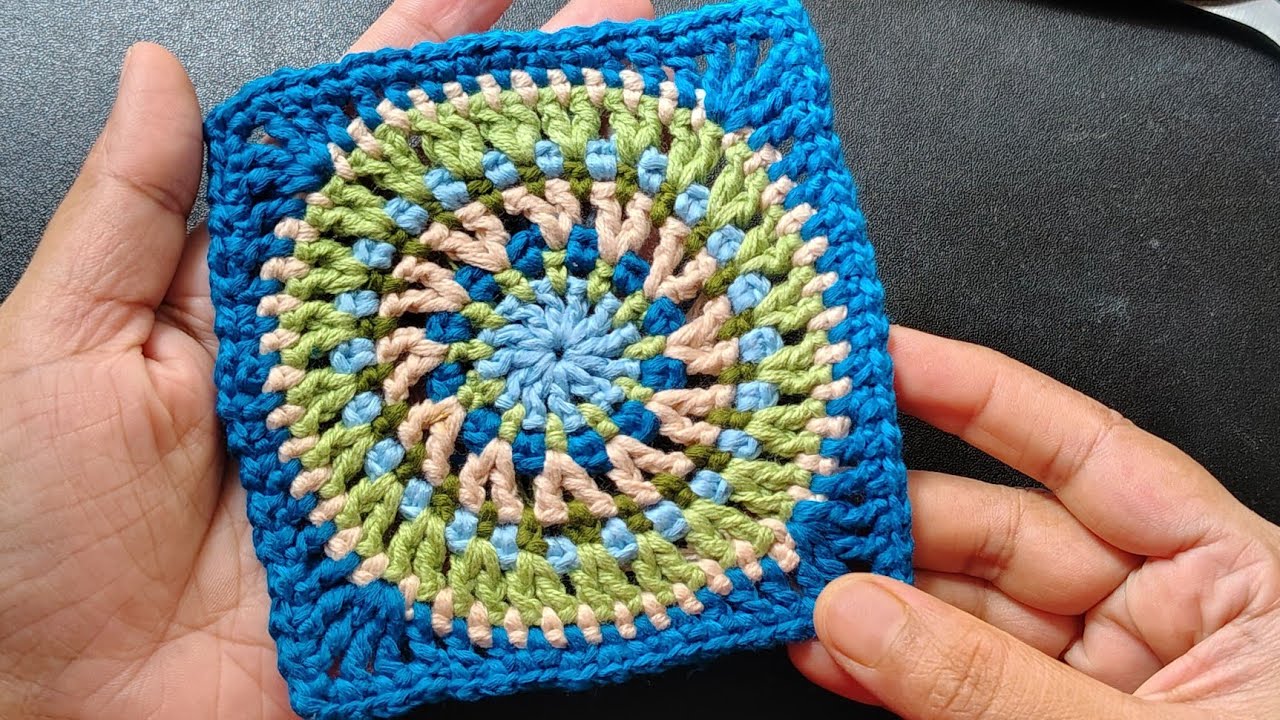 How to crochet circle granny square step by step tutorial ️ beginners ...