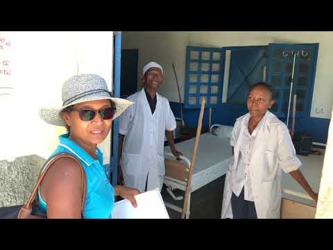 Tanora e.V. besucht die Krankenstation in Ambalabe (Madagaskar) am 11.12.2019 (Video 3 von 4) Tanora e.V. besucht die Krankenstation in Ambalabe (Madagaskar) am 11.12.2019 (Video 3 von 4)
