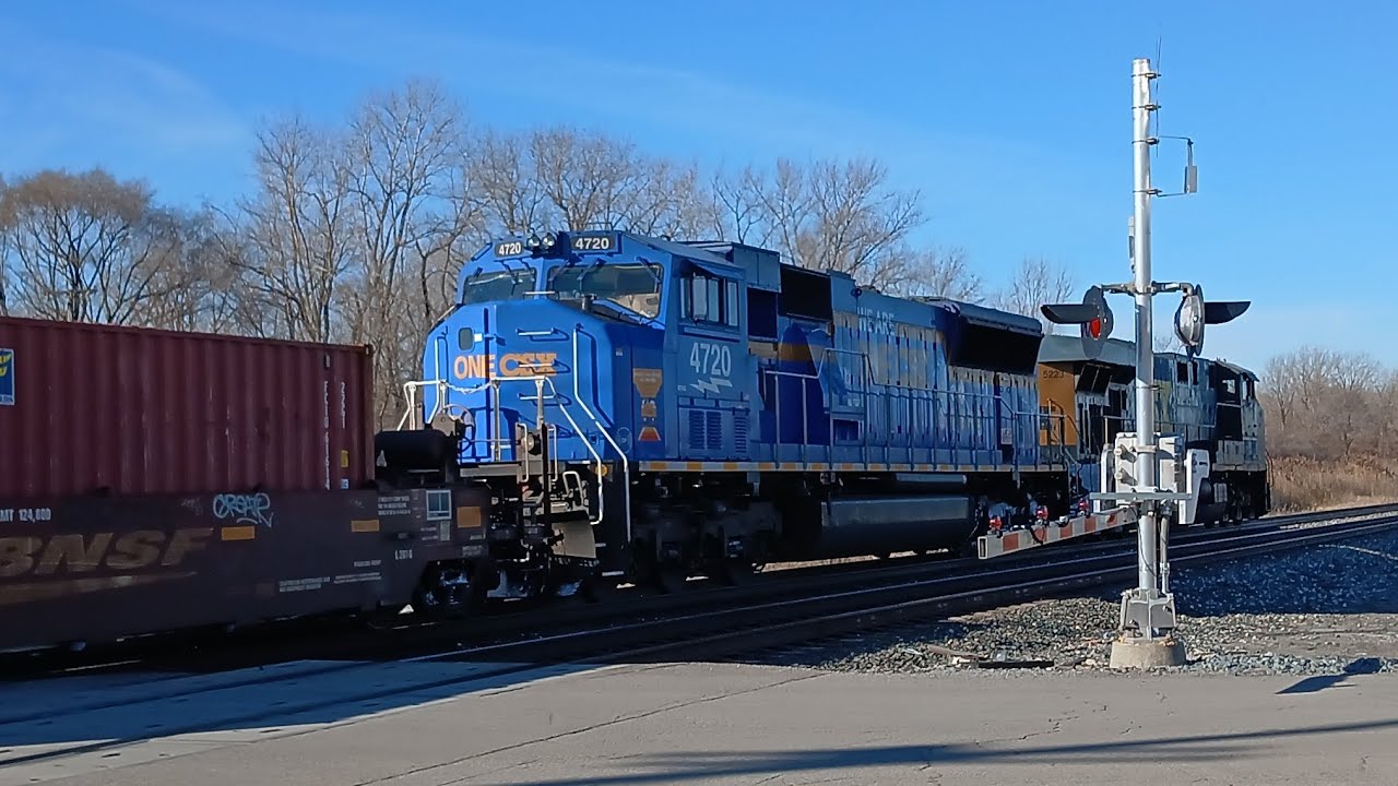 Trainspotting Pine Junction and catching the CSX One HU, a double Amtrak HU duo, & more!