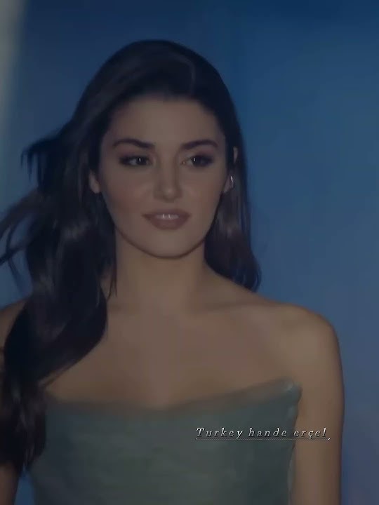 serkan eda ramp walk 🚶#lovestory #lovestatus #youtubeshorts #sençalkapımı #handemiyy #thebürsin