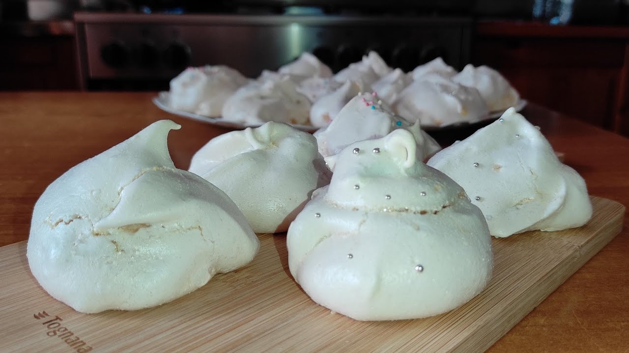 Bianchini sardi dal cuore morbido alle mandorle e limone -ricetta di famiglia-