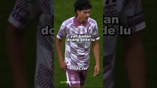 Aksi Struick Debut Bikin Lawan Kesal dubbing football