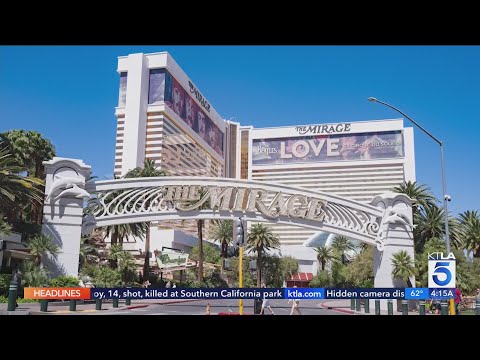Drake Hits Lucky 11 On Roulette For $850,000! #drake #ro