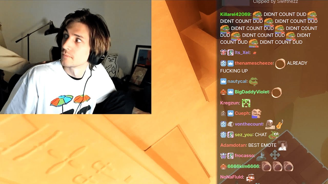 Adept visits xQc and asks him to sleep - YouTube