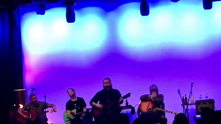 Chris Conley of Saves the Day has meltdown / Matt ...