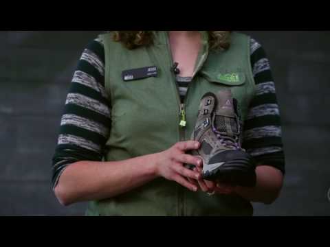Vasque Breeze 2.0 Mid GTX Hiking Boots - Men's Video - Vasque Breeze 2.0 Mid GTX Hiking Boots - Men's Video