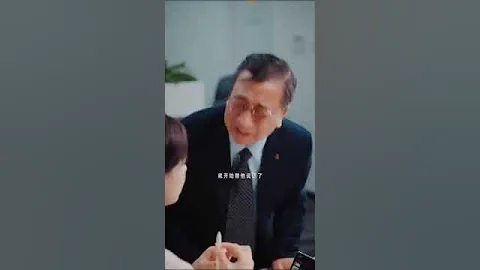 Benefits of having short height 🤭🙈 #becauseyouremyfirstlove #ren #dewjirawat #thaidrama #shorts