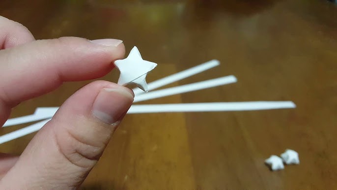 DIY LUCKY STARS USING PAPER STRIPS 