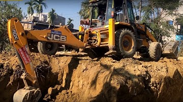 JCB Backhoe Loader Loading Soil On Tractor - Jcb Making Home Foundation 2