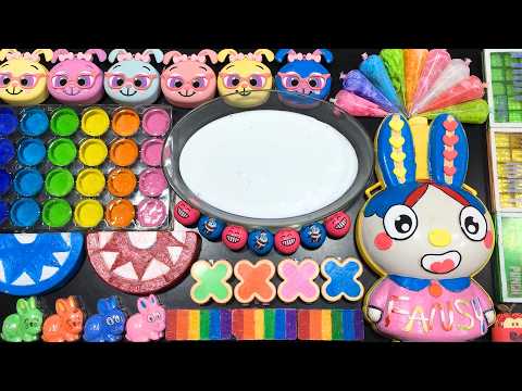 RELAXING WITH CLAY PIPING BAGS VS GLITTER VS MAKEUP ! Mixing Random Things Into Slime
