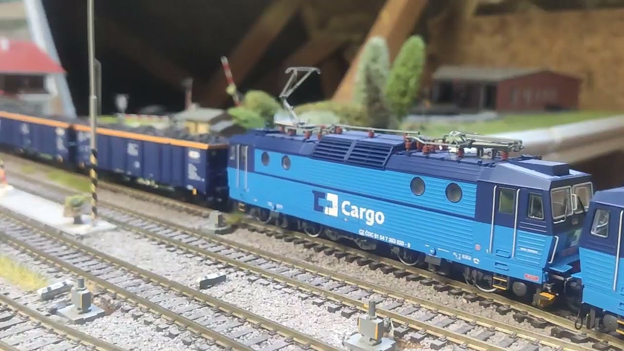 ACME 363 020 a 363 012 po úprave čísla, SF Sound v 5.2 Cargo edit.