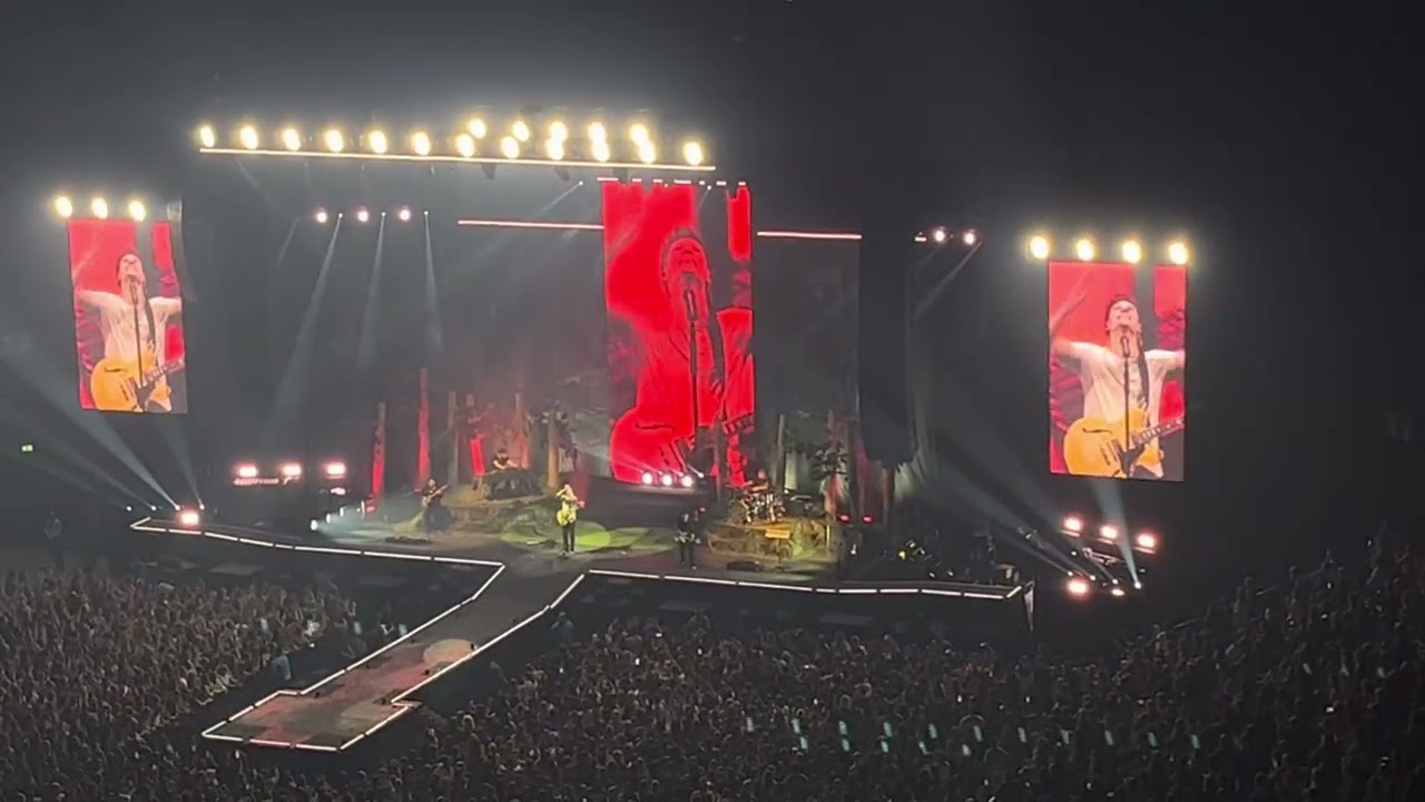 Wincent Weiss - Halb So Schön (live in Köln, 30.05.2023)