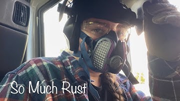 Skoolie Conversion pt 3: Windshield Got Replaced and the Start of Getting rid of Rust