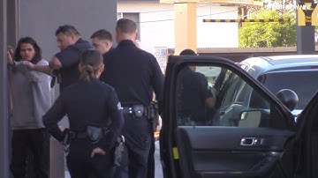 LAPD RAMPART UNITS RESPONDING CODE 3 *POSSIBLE GROUP WITH ARTICLE* FELONY STOP