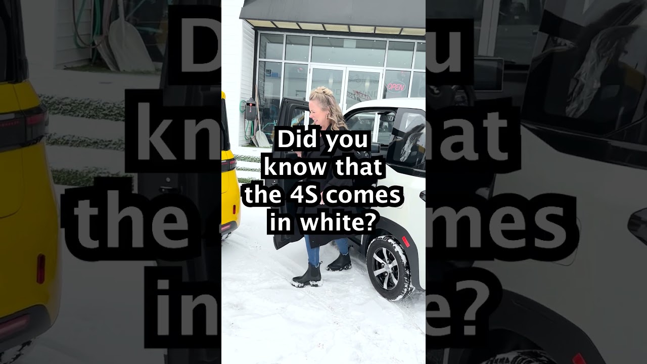 Matrix Nexa 4S Enclosed Mobility Scooter In White