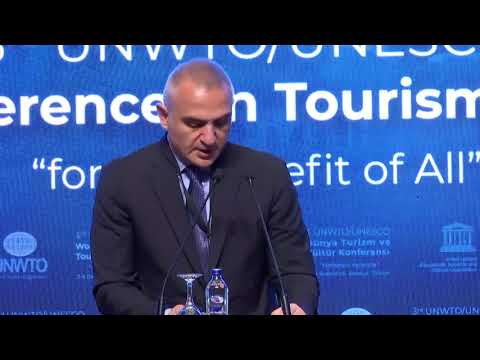 3. Dünya Turizm ve Kültür Konferansı Bakan Mehmet Nuri Ersoy’un Konuşmasıyla İstanbul'da Başladı
