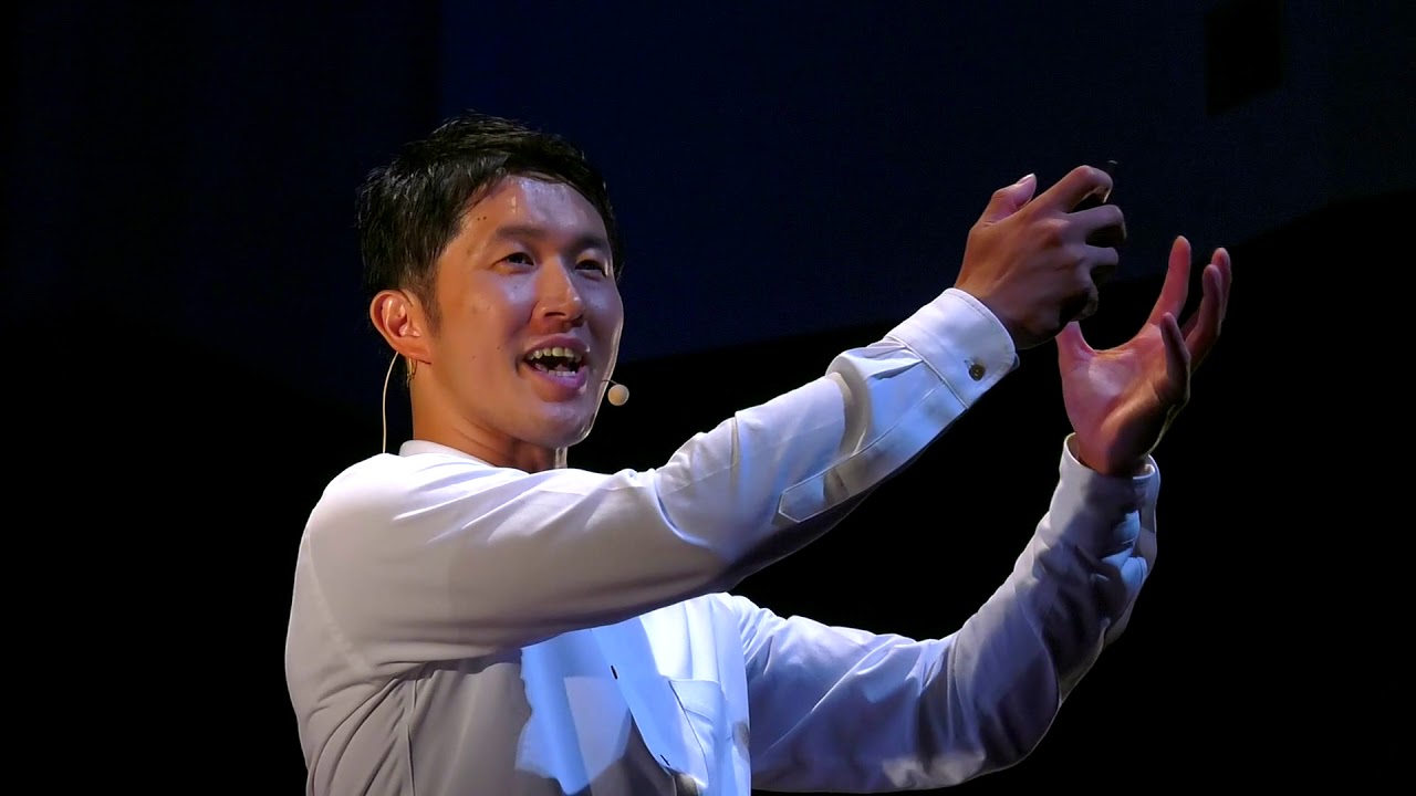 What to do when Both Options are Equally Hard to Give Up | Yoshikazu Suzuki | TEDxHamamatsu