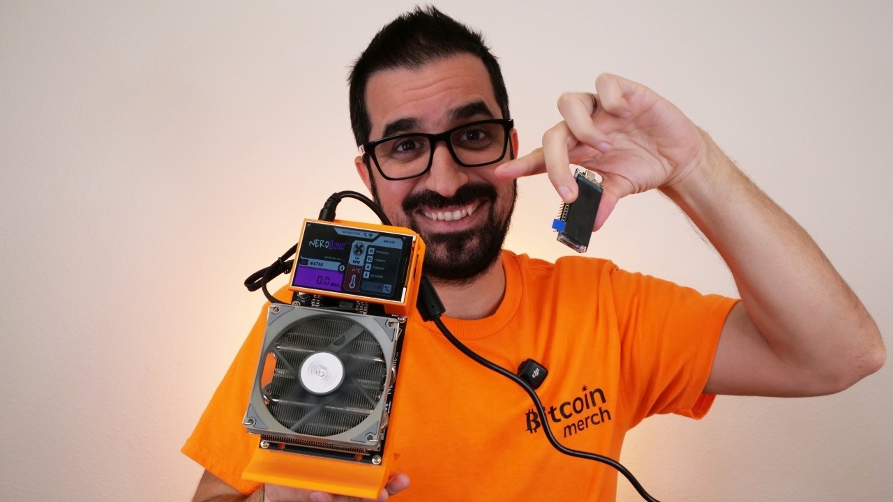 Улучшенная версия NerdQAxe++ с большим экраном | Увеличенный дисплей для NerdQAxe++ и Hydro