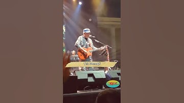 Iwan Fals Tampil Gagah di Konser Ini - Lagu Yang Terlupakan #shorts #iwanfals #yangterlupakan