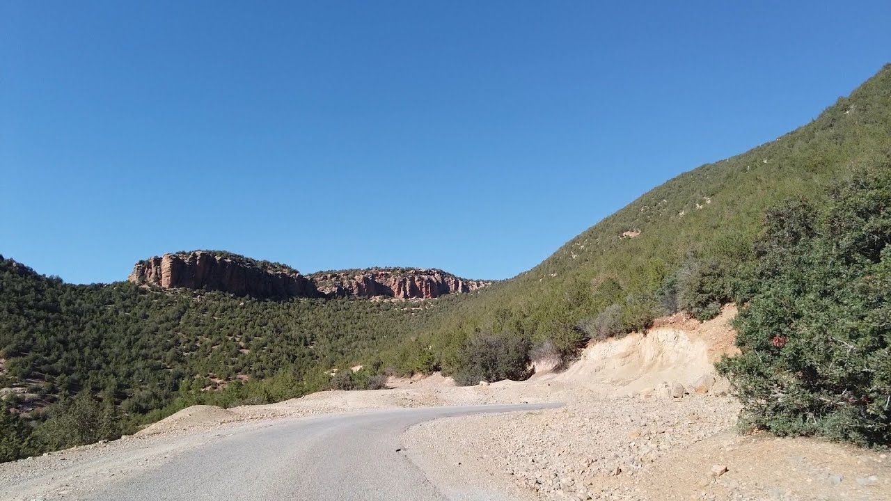 طريق من مودج بني ملال إلى تاكلفت مناظر خلابة 11/03/2023