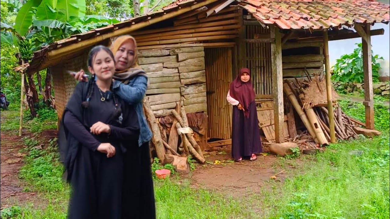 KISAH PILU GADIS DESA YG MENGALAMI CACAT FISIK SEJAK LAHIR HIDUP SEDERHANA DIPELOSOK DESA JAWA BARAT