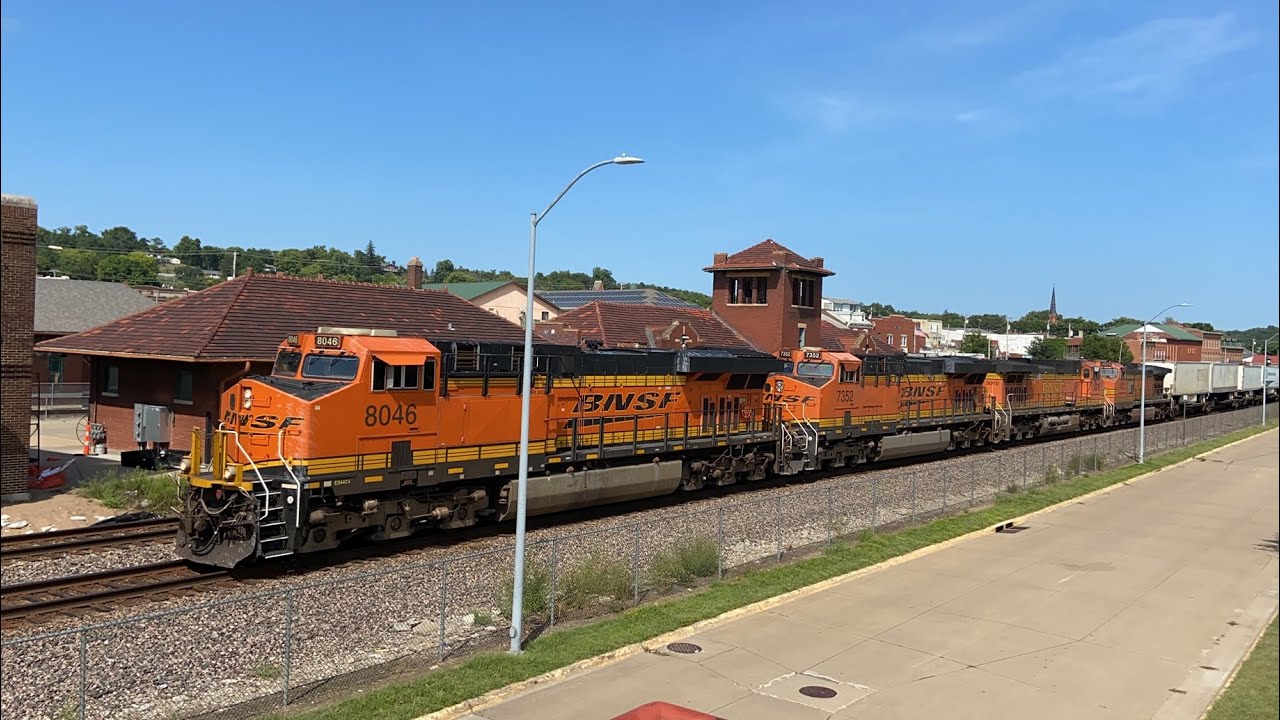 Railfanning Fort Madison, Iowa, on 8/16/20. YouTube