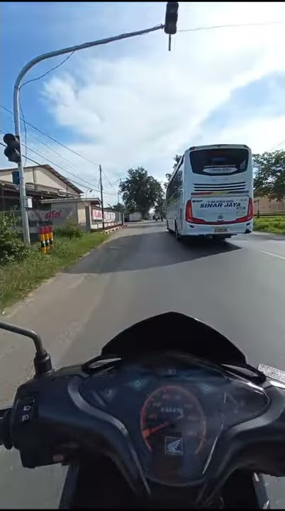 SELAMAT PAGI DUNIA TIPU - TIPU
