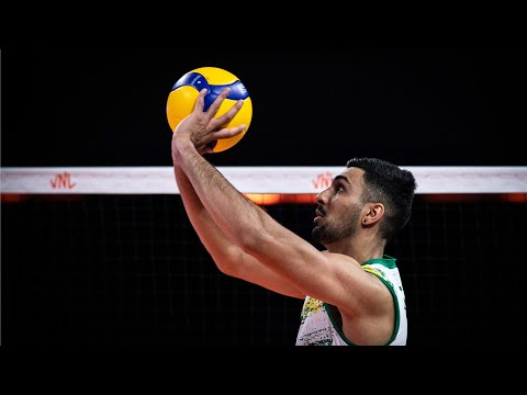 Crazy Volleyball Setter