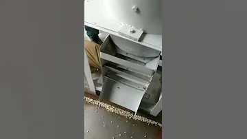Moringa Seeds Hulling Machine 