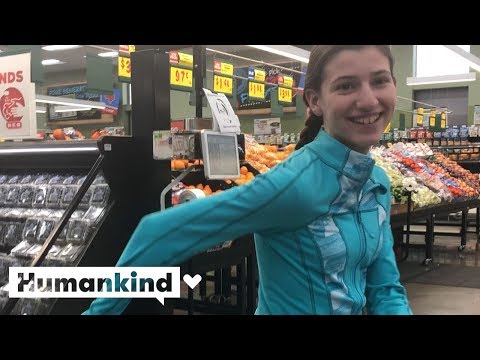 13-year-old creates lunch bags for kids in need | Humankind