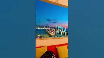 اي دا بجد ياسلام علي قعده النسكافيه مع صوت البحر والاغاني مش طبيعية بجد اي الجمال دا 