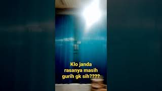 Desahan Janda Kampung