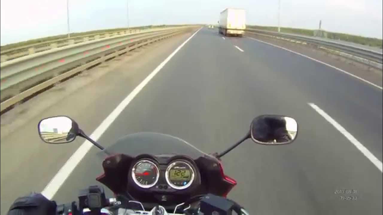 Езда на Сузуки бандит 1250
