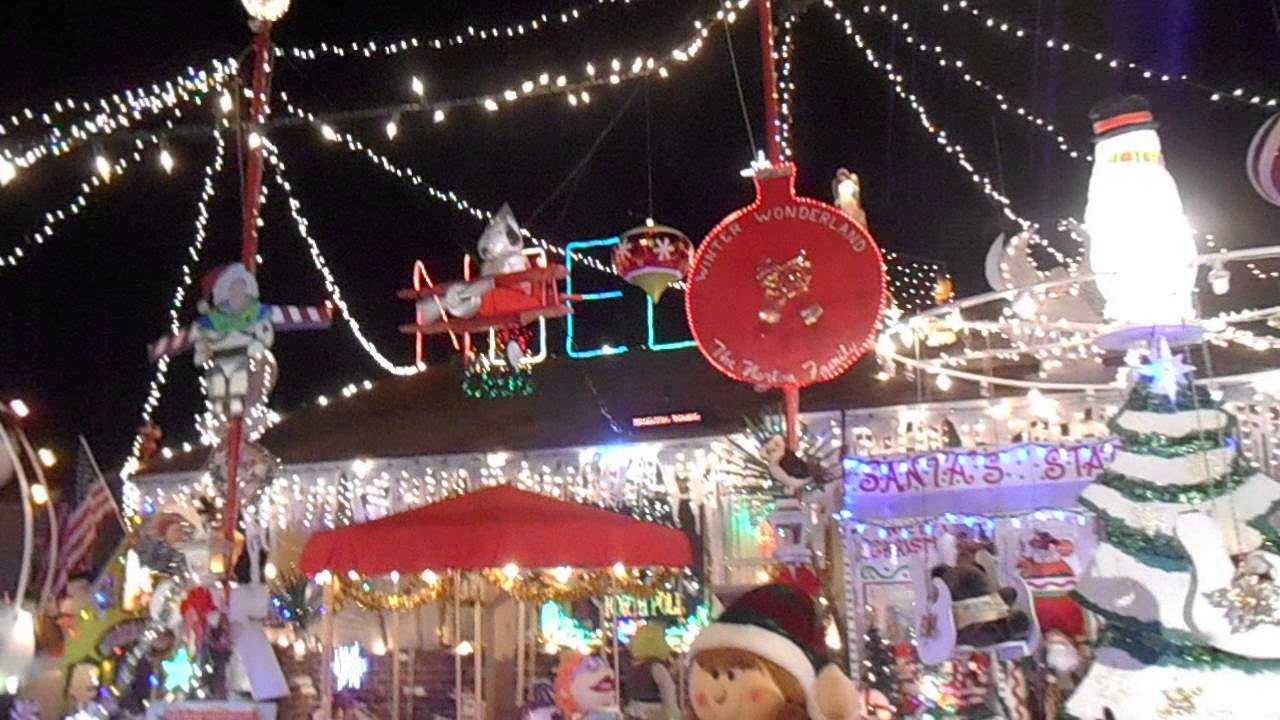 Christmas Lights and Fun in Burbank, CA YouTube