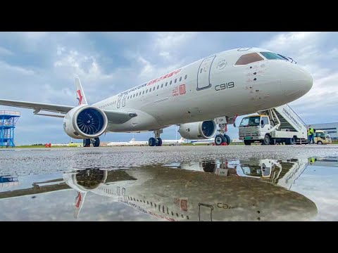 Live: Witness the 1st commercial flight of China's C919