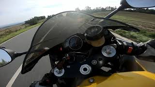 R1 vs Fireblade 1000 vs Aprilia RSV vs FZ-1 race......