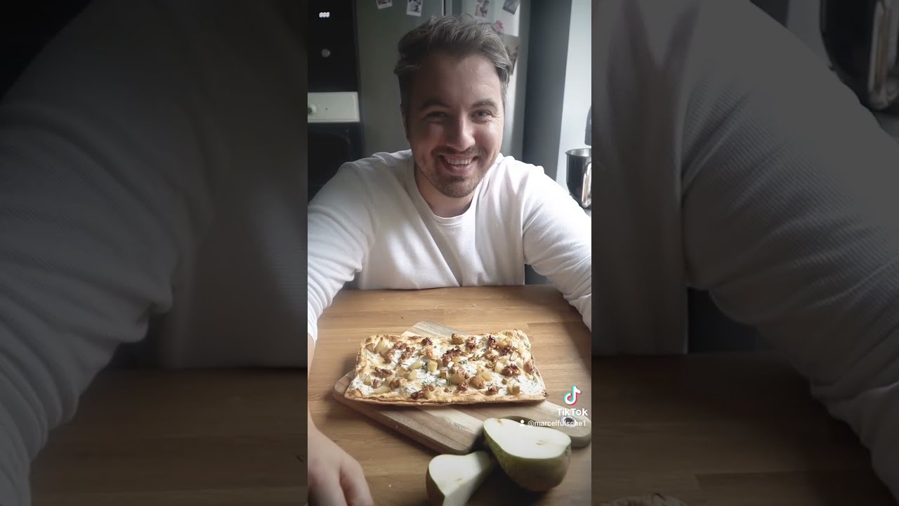 Flammkuchen mit Birne und karamellisierter Birne - YouTube