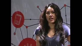 Inlander Mentality in Facing Demographic Bonus | Qintari Aninditha | TEDxKesawanSquare