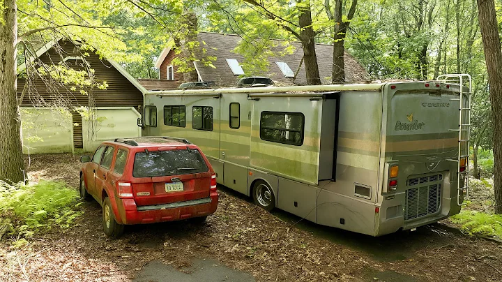They Never Returned | ABANDONED House With PORSCHE 911 And EVERYTHING Left Behind