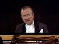 Miniature de la vidéo de la chanson Piano Sonata No. 3 In C Major, Op. 2 No. 3: Ii. Adagio