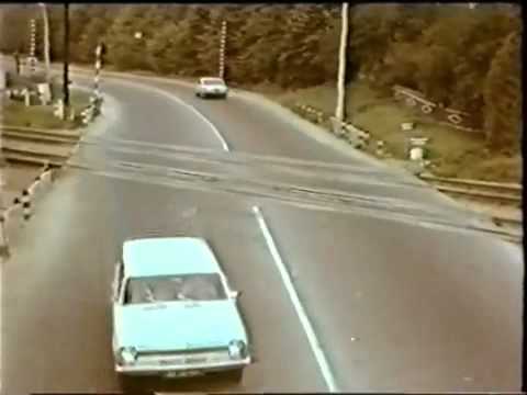 Tonton АРНО Бабаджанян Год любви.mp4 di YouTube