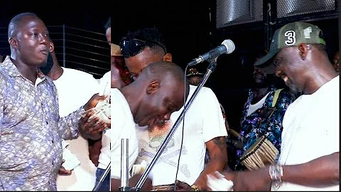 This Man Challenge Pasuma On Stage As They Shower Him Millions Of Money At Mc Oluomo Birthday