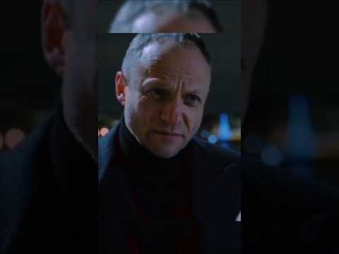 ТЫ КТО? ТОТ, КТО НЕ ЛЮБИТ, КОГДА ЕМУ МЕШАЮТ#Shorts#Кино#film#фильм#serial#сериал#