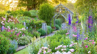 A Portrait of Wollerton Old Hall Garden - Joe Wainwright Photography