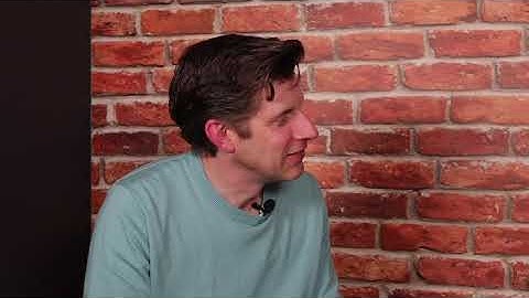 AI AND AUTOMATION: ARE THEY AN OPPORTUNITY OR A THREAT TO HR? Interview with Peter Hinssen