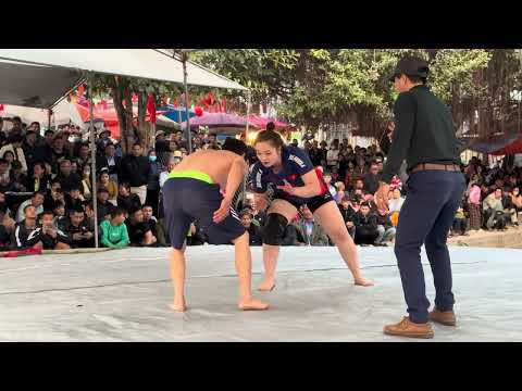 Beautiful female wrestler challenges village boy and wins #wrestling #thinhhanh #vatnu #vatnamnu