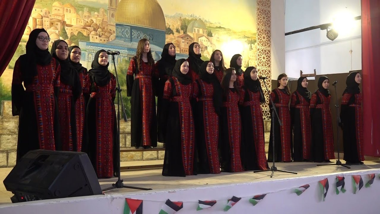 حفل تخريج طالبات الثانوية العامة في مدرسة العدوية