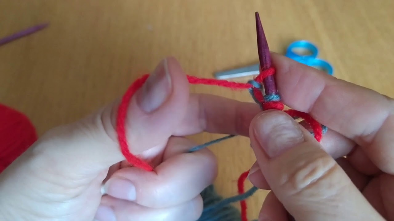 Avvio a due colori per double knitting