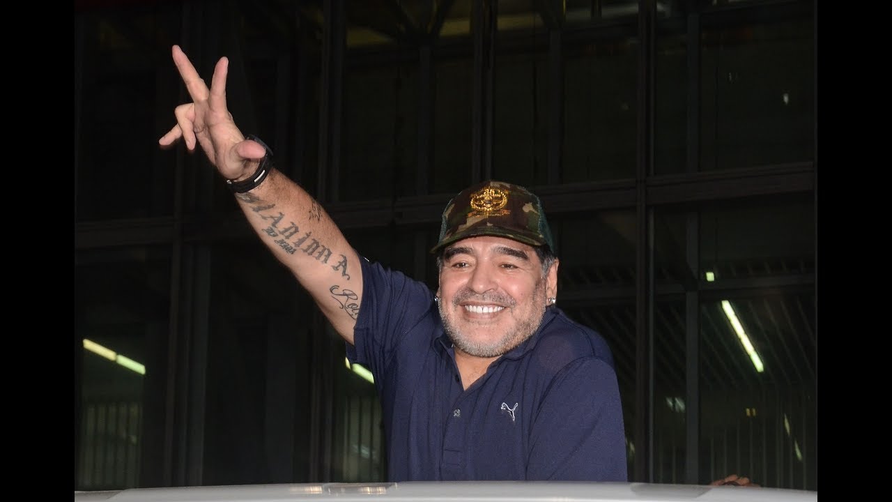 Questionable Statue Questionable statue of Diego Maradona unveiled in India - YouTube